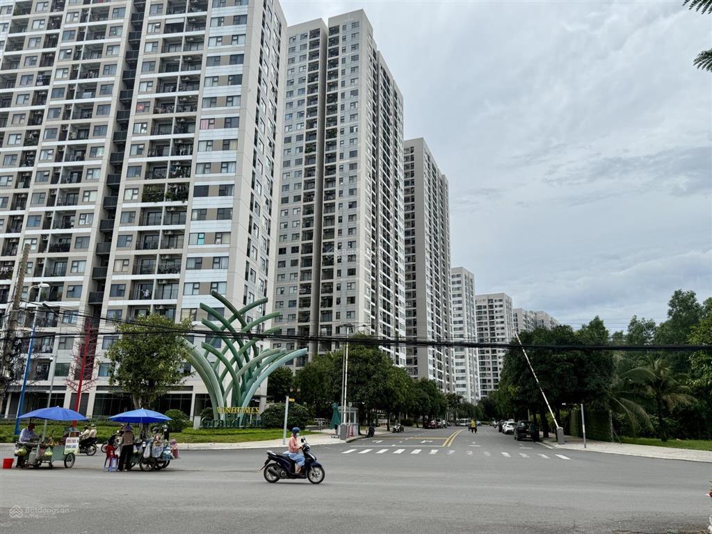 Chốt ngay 5 tỷ, căn góc khu nguyễn văn tăng, 90m2, đường 8m, vừa ở vừa làm văn phòng.