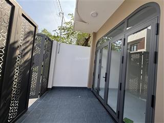 Nhà 3 tầng nguyễn xiển kế vinhomes, dt 124m2, đường ô tô, giá nhỉnh 4 tỷ