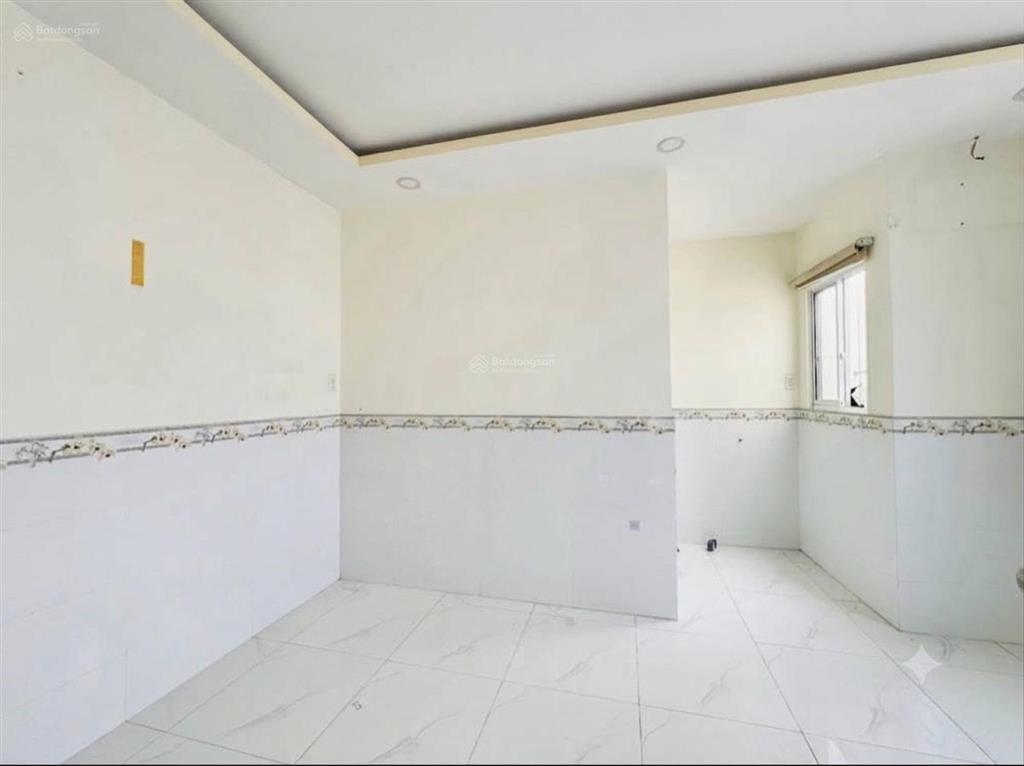 Bà điểm 50m2 sổ hồng riêng 3 tầng diện tích to giá rẻ