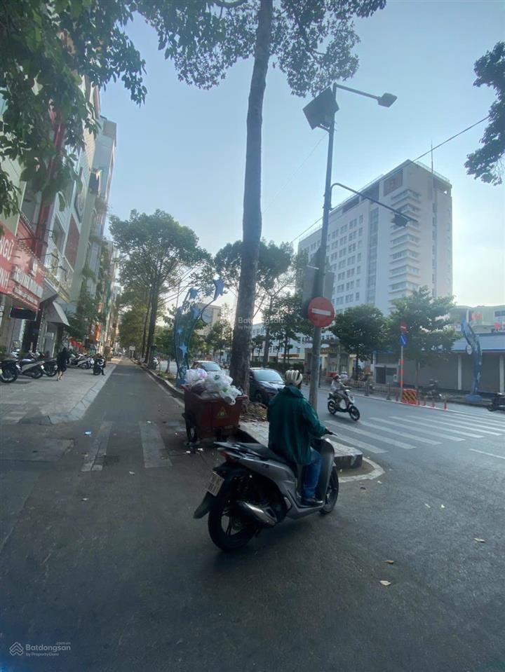 Bán nhà trung tâm quận 1 hiếm nở hậu tài lộc chỉ 3 phút ra chợ bến thành vị trí vàng