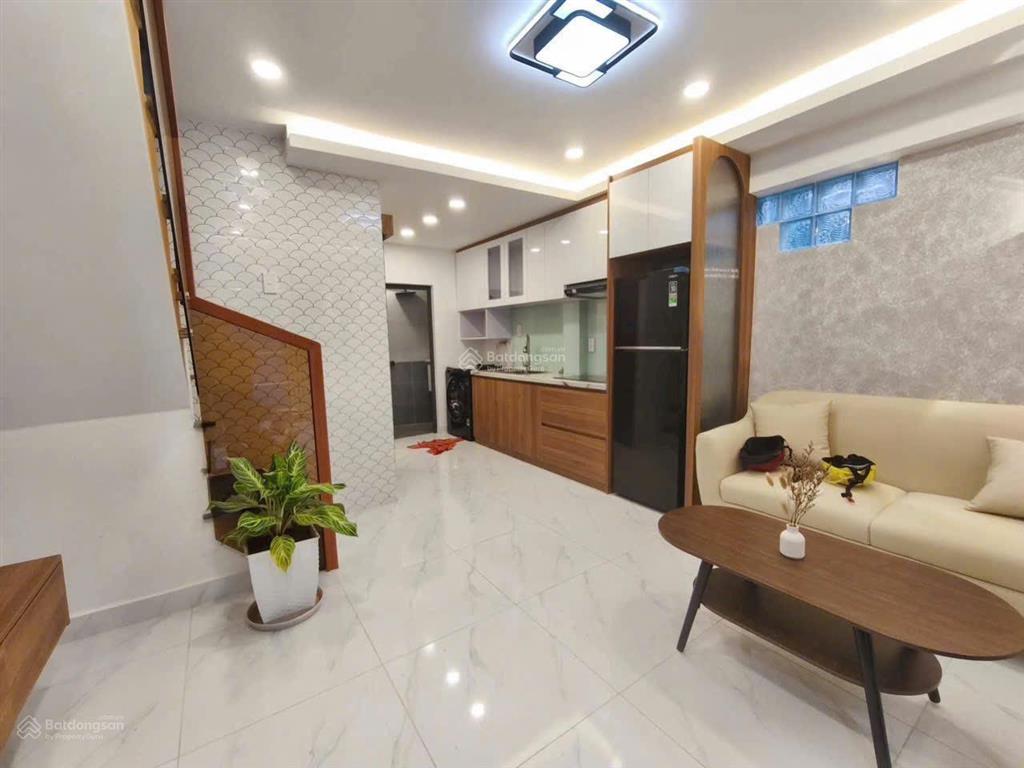 Giảm giá200tr giá bán 4 tỷ hơn siêu phẩm nhà mới khu nguyễn lam phú nhuận