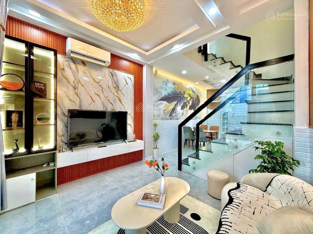 Ban nha phan van tri 5 phong ngủ dt35m 4 tầng gia6 ty hơn nha mới đẹp chi don vào o