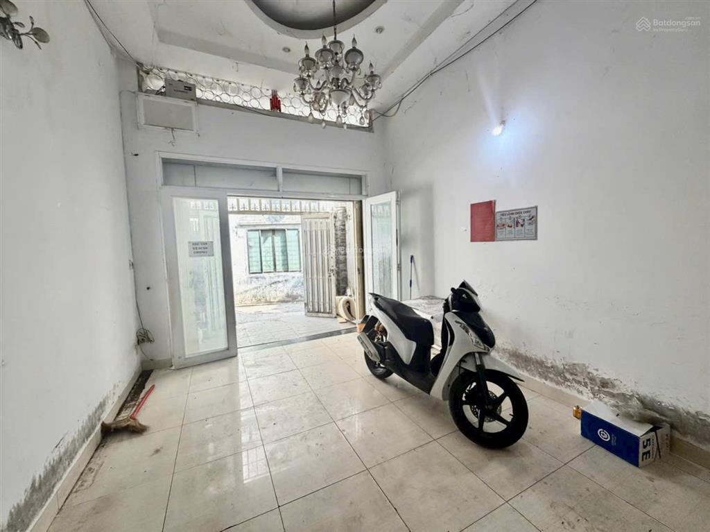 Hàng hiếm , nhà mặt tiền thụt đường nguyễn thượng hiền , p5 q. bình thạnh siêu phẫm dòng