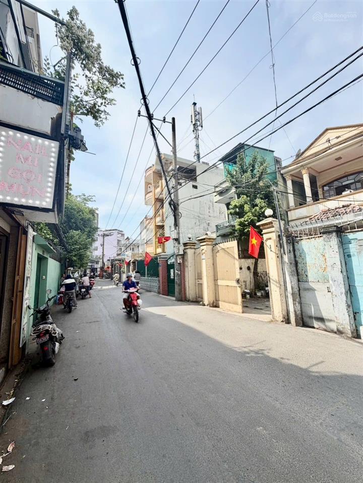 Hàng hiếm , nhà mặt tiền thụt đường nguyễn thượng hiền , p5 q. bình thạnh siêu phẫm dòng