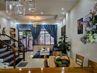 Nhà đẹp 3 tầng tại vsip 3pn, 3wc dọn vào ở ngay!