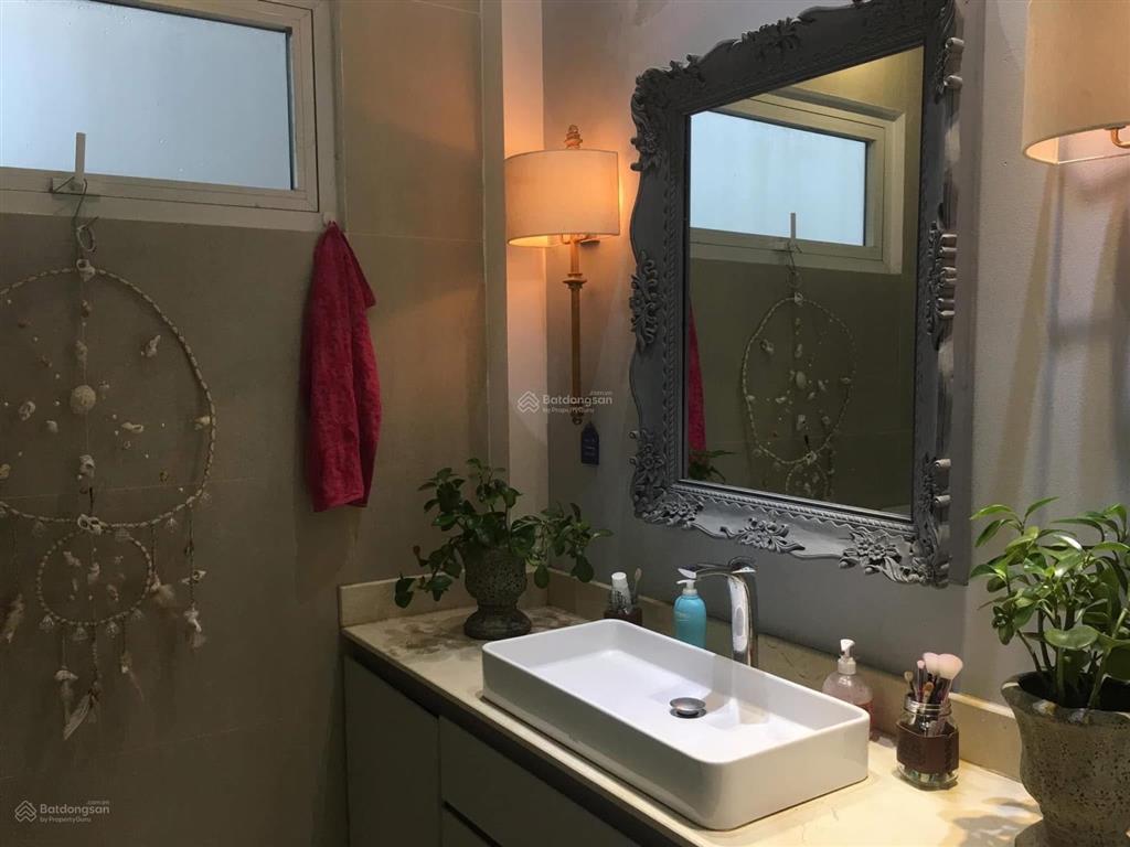 Bán nhà riêng tại nguyễn khoái, quận 4, 24,9 tỷ, 70 m2, view đẹp