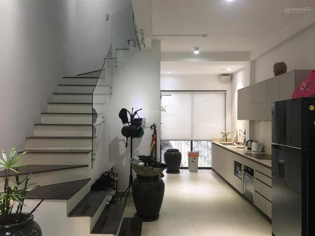 Bán nhà riêng tại nguyễn khoái, quận 4, 24,9 tỷ, 70 m2, view đẹp