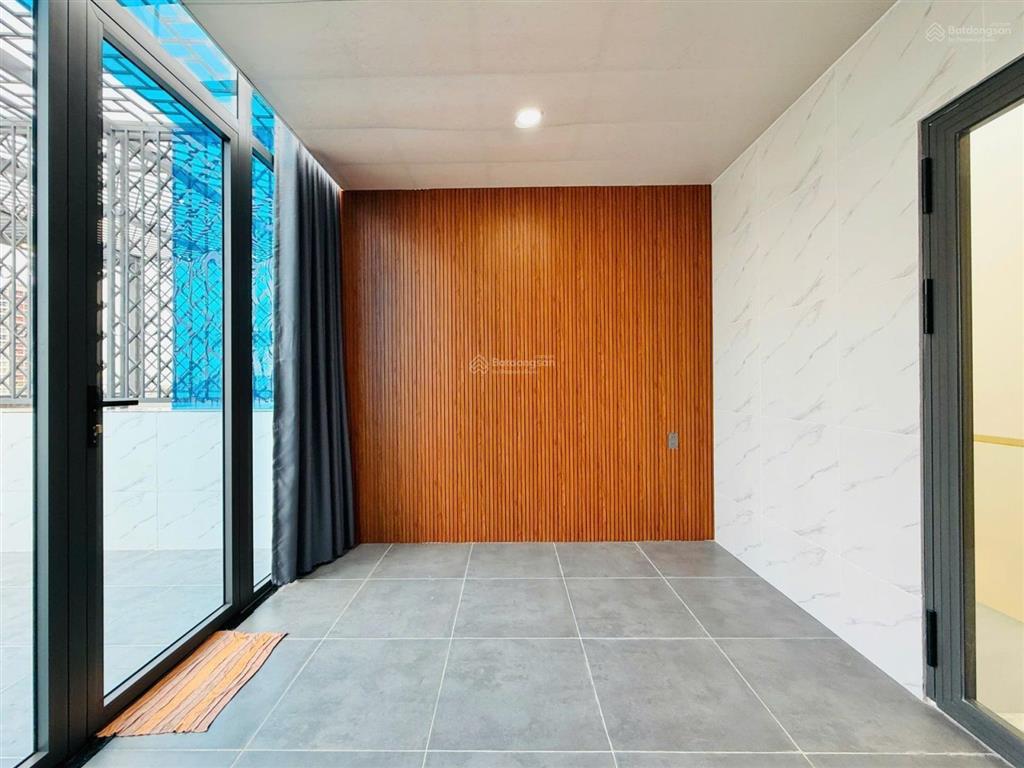 Bán nhà riêng tại đường phan huy ích, 15,2 tỷ, 61,5m2, đẹp, nhiều tiện ích