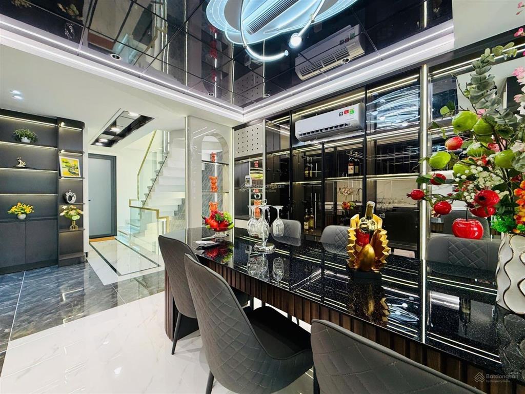 Bán nhà riêng tại đường phan huy ích, 15,2 tỷ, 61,5m2, đẹp, nhiều tiện ích