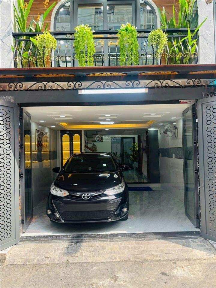 Nhà mới 100% gần siêu thị emart phan huy ích, gò vấp ô tô ngủ trong nhà, 4.5mx14 (63m) 7.9 tỷ