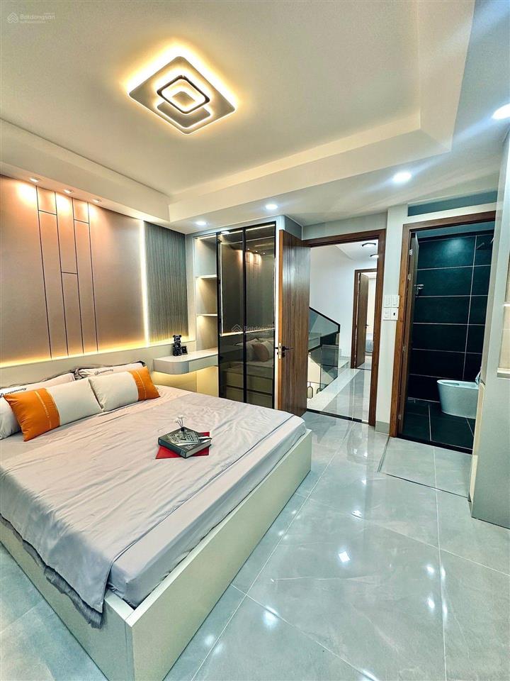 Giam 300 triệu giá 7.29 tỷnhà mới xây 5 tầng nở hậufull nội thấthẻm xe hơi thông phạm văn bạch.