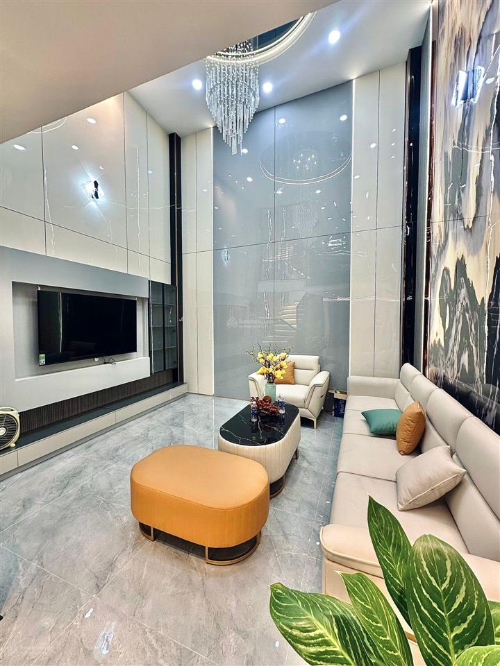 Giam 300 triệu giá 7.29 tỷnhà mới xây 5 tầng nở hậufull nội thấthẻm xe hơi thông phạm văn bạch.