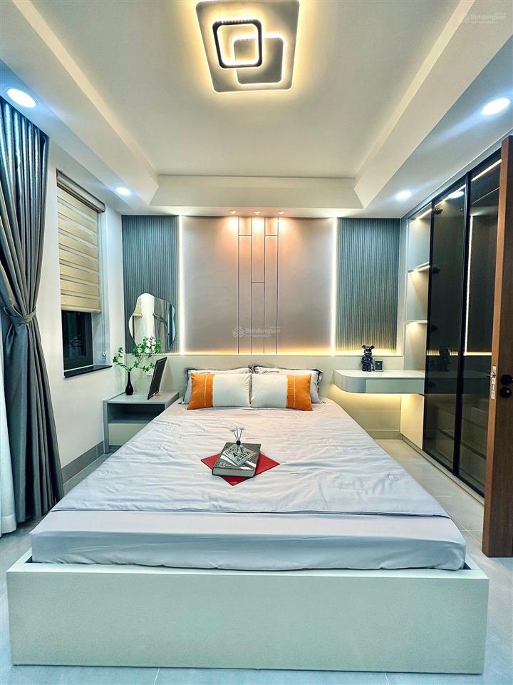 Giam 300 triệu giá 7.29 tỷnhà mới xây 5 tầng nở hậufull nội thấthẻm xe hơi thông phạm văn bạch.