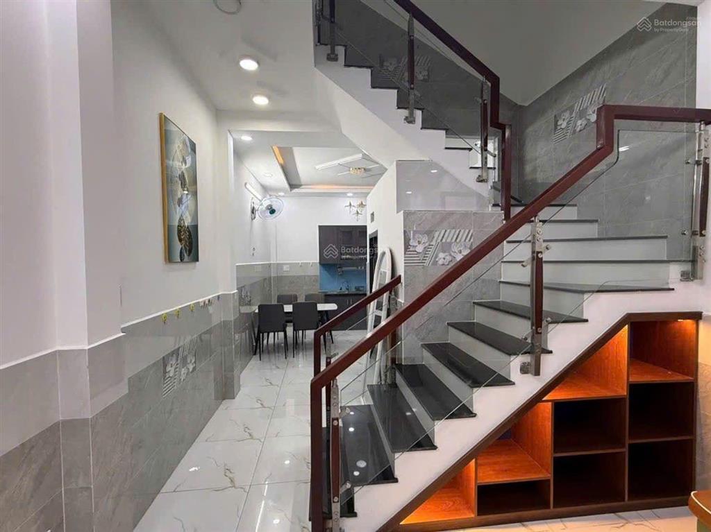 Hẻm xe tải2 tầng btct4mx15m5.79tygần emartphan huy íchchợ phạm văn bạchtân sơntân bình.