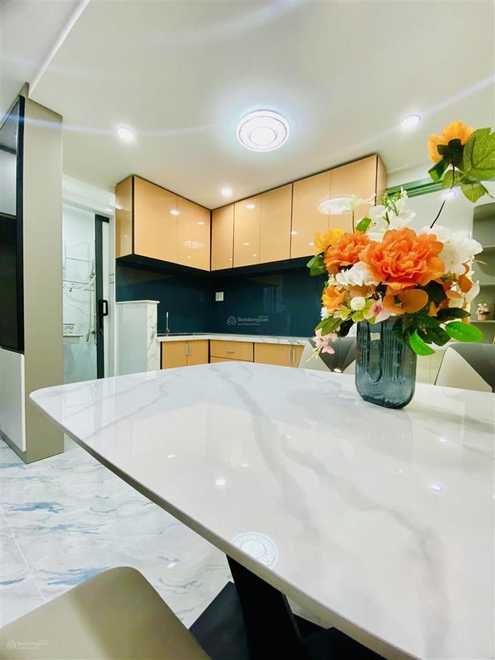 4 tầng 4pn 4wc  4,4x14m 5,98 tỷ  gần emartphan huy íchphạm văn bạchtân sơnquang trunggò vấp