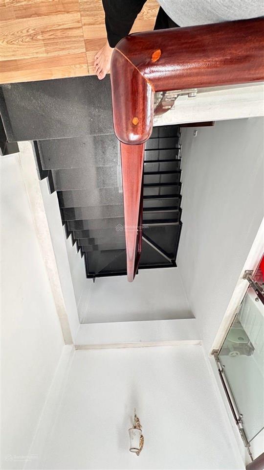Bán gấp giảm 500 triệu giá 7.3 ty4 tầng7.7mx10mdtsxd 170mphan huy íchpham văn bạchtân bình.