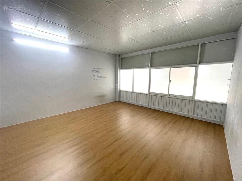 2 tầng 5m x 15m 6 ty gần siêu thị emart phan huy ích phạm văn bạchtân sơnquang trunggò vấp.