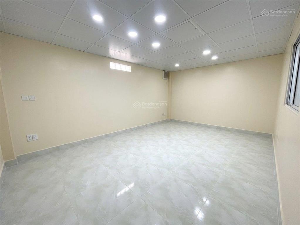 2 tầng 5m x 15m 6 ty gần siêu thị emart phan huy ích phạm văn bạchtân sơnquang trunggò vấp.
