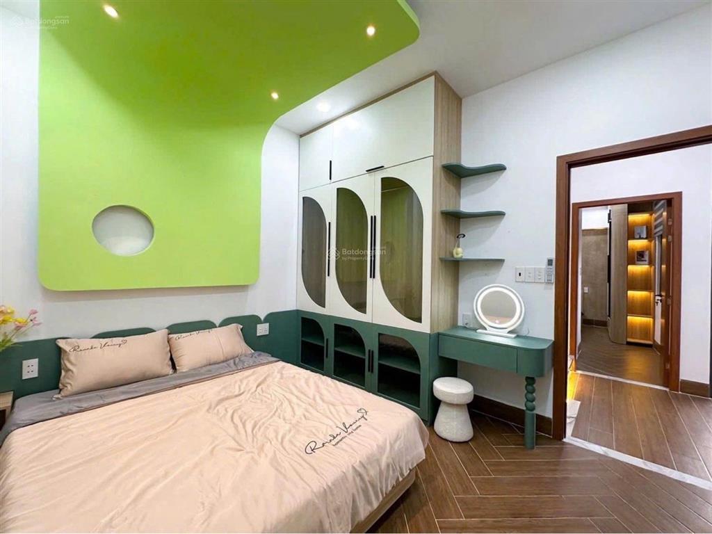 3 tầng mới9.4m x 6m 6.2 tỷ bùi quang làphan huy íchquang trunggò vấp.
