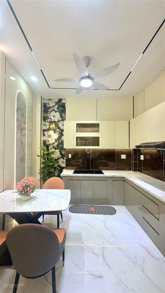 Sát mặt tiền nguyễn sỹ sách, chợ tân trụ, trường chinh, phạm văn bạch, 3 tầng mới, 50m2, 5.65 tỷ