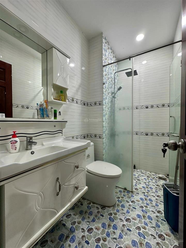 Cống lởphan huy íchphạm văn bạchôtô ngủ trong nhà5 tầng btctkhu phân lô đồng bộ 4mx16m8.5ty.