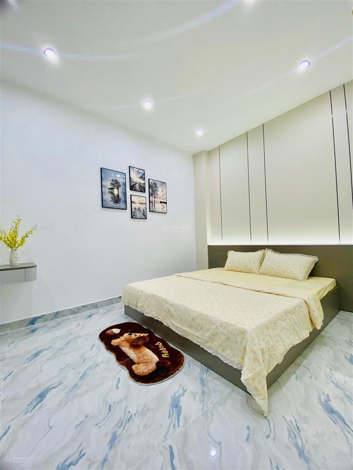Giảm sâu 200 triệu còn 4.99 tỷchợ tân trụnguyễn sỹ sáchhẻm xe hơicó phòng ngủ dưới trệt.