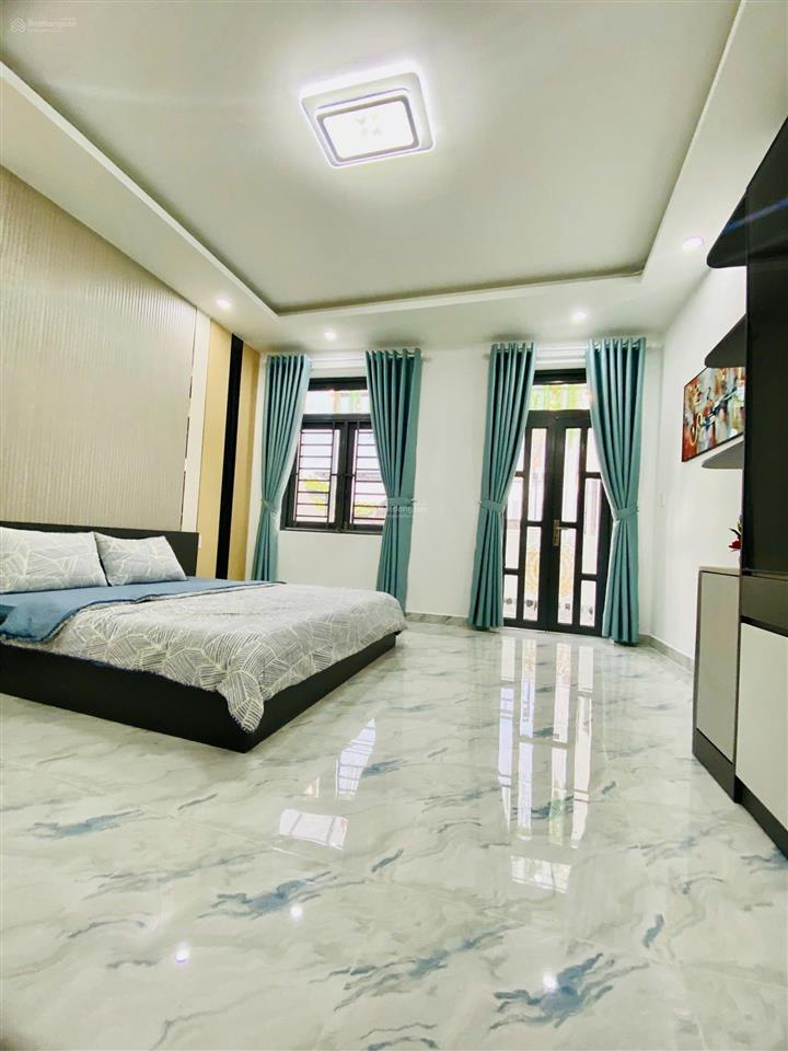 Giảm sâu 200 triệu còn 4.99 tỷchợ tân trụnguyễn sỹ sáchhẻm xe hơicó phòng ngủ dưới trệt.