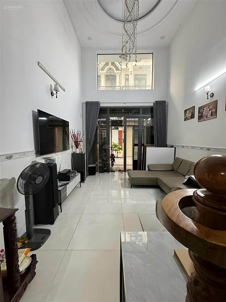 Khu phân lô ô tô ngủ trong nhà 5 tầng 4m x 15m bùi quang là p.12 gò vấp 7 tỷ.