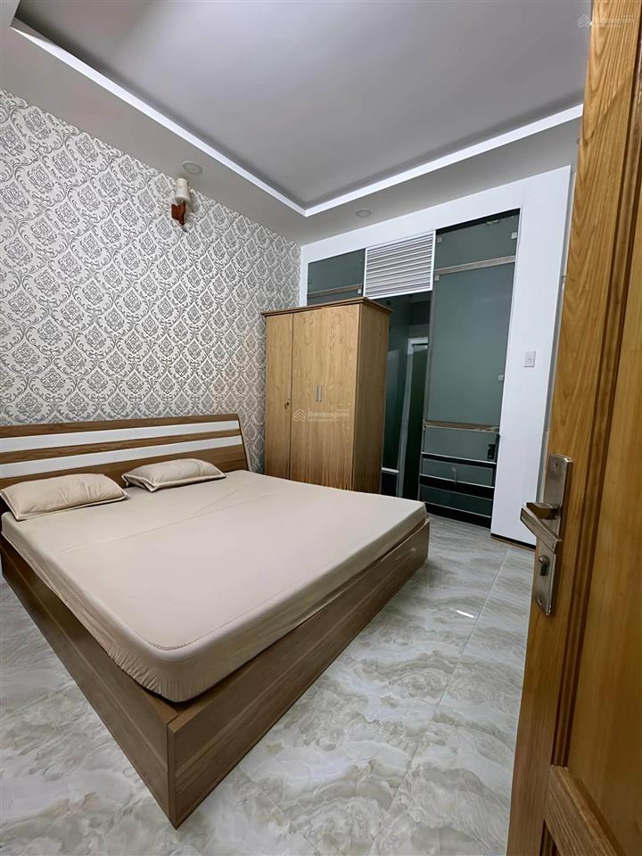 Khu phân lô ô tô ngủ trong nhà 5 tầng 4m x 15m bùi quang là p.12 gò vấp 7 tỷ.