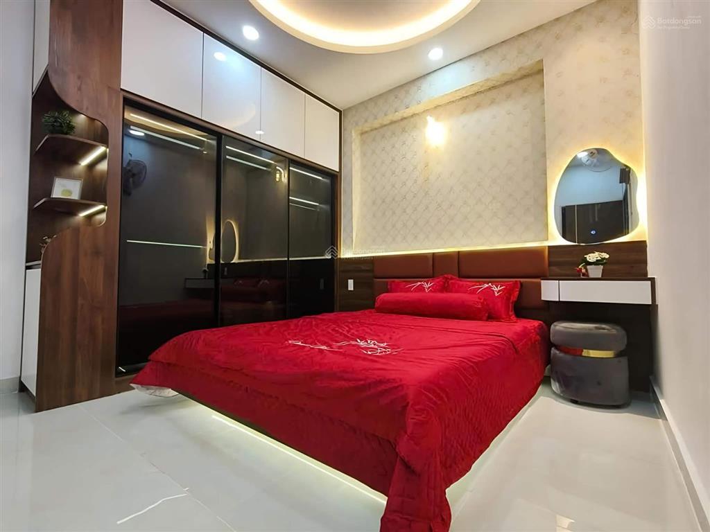 Hẻm xe hơi  3 tầng mới btct  full nội thất  5m x 10m  phan huy ích  p.15  tân bình  7.6 tỷ.