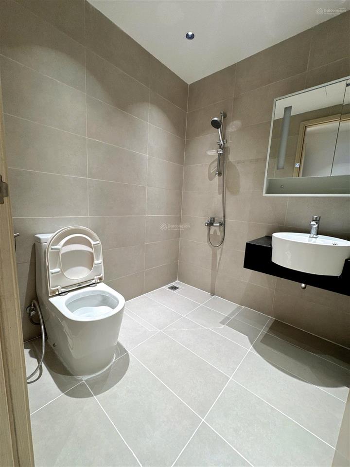 Cần bán căn hộ 2pn 65m2 hđmb giá tốt nhất