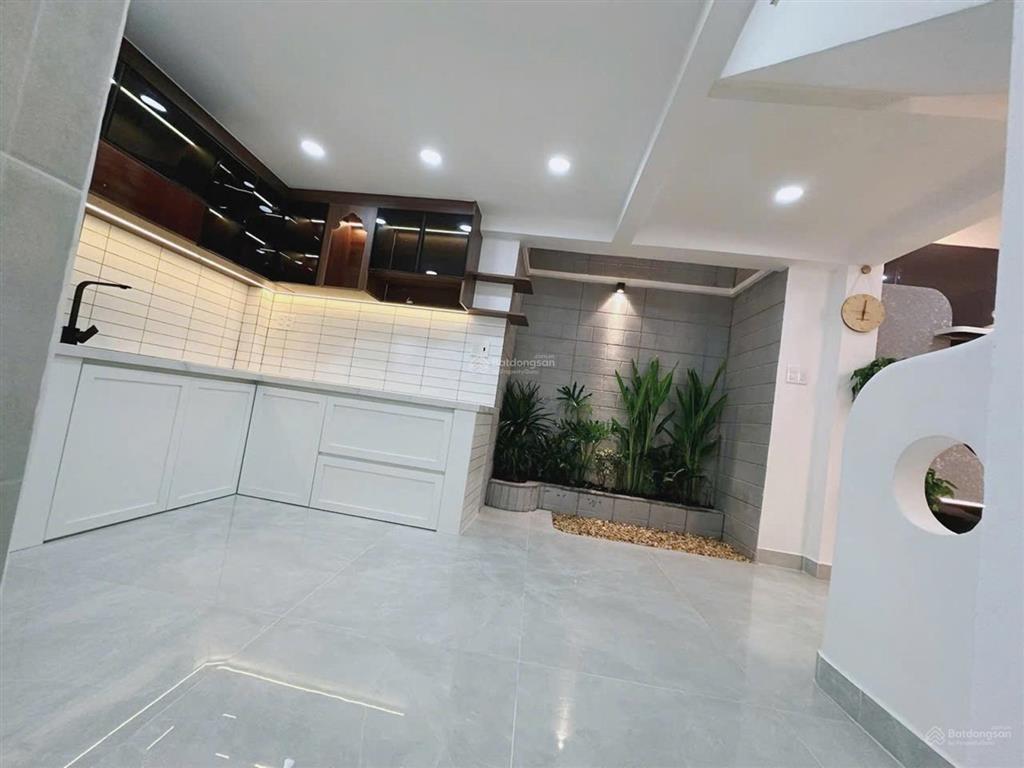 Nhà 3 tầng ngô tất tố  giảm mạnh 300 triệu