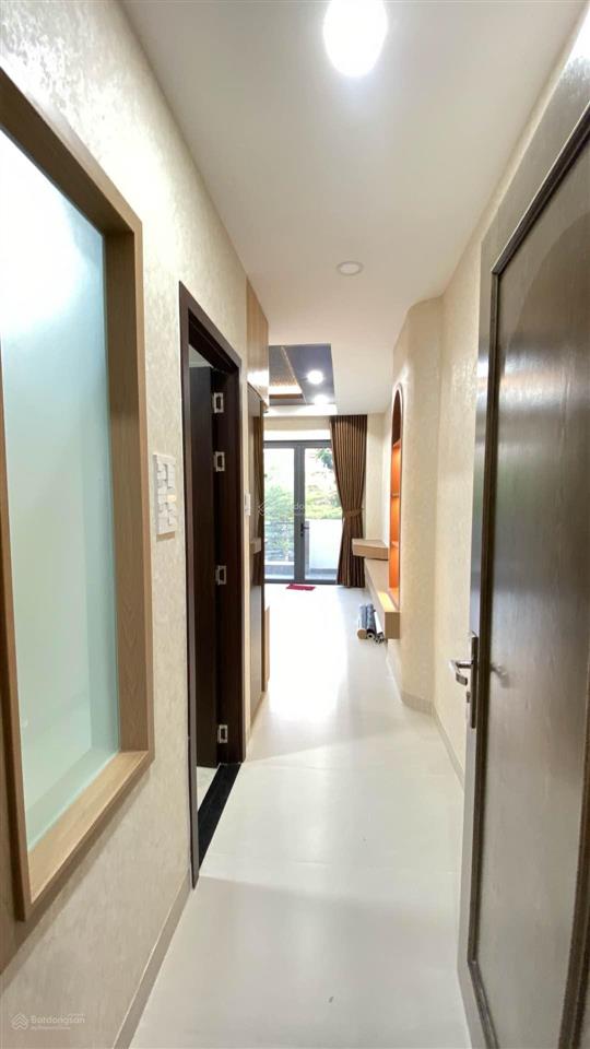 Thông số vàng, không quy hoạch. không lộ giới  vỉa hè 5m  chủ đang nhiệt ( 0909 716 ***)