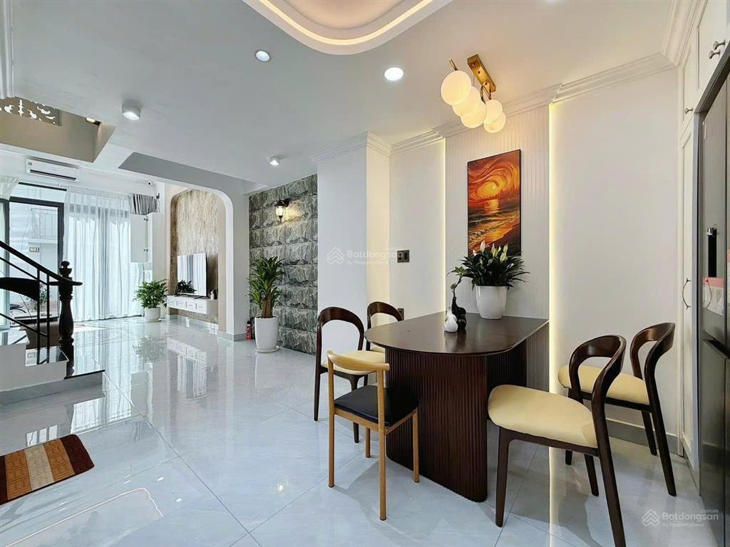Siêu phẩm quiet luxury house  hxh cx phan đăng lưu phường gia định  sát vách quận 1