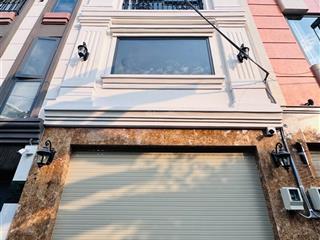 Chủ cắt lỗ tiếp tục giảm 500tr  nhà phú nhuận 5 tầng, 5 pn, dt 50 m2  xe hơi ngủ trong nhà