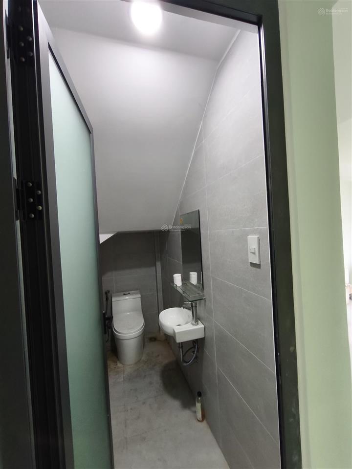 Chính chủ mb kinh doanh 55m²  nửa trệt+ l1