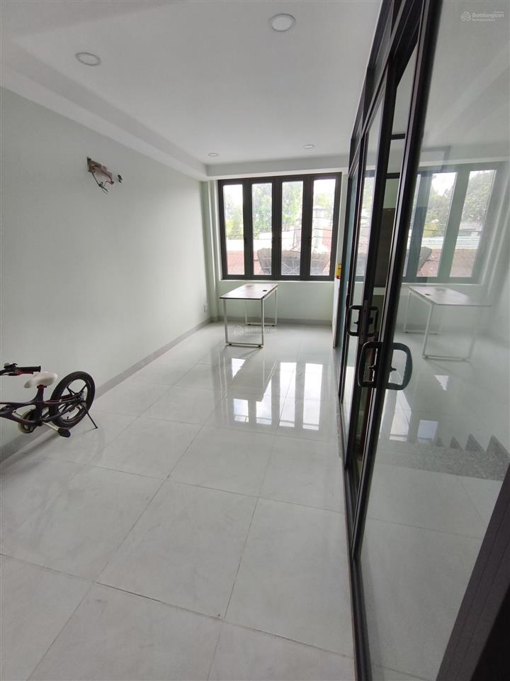 Chính chủ mb kinh doanh 55m²  nửa trệt+ l1
