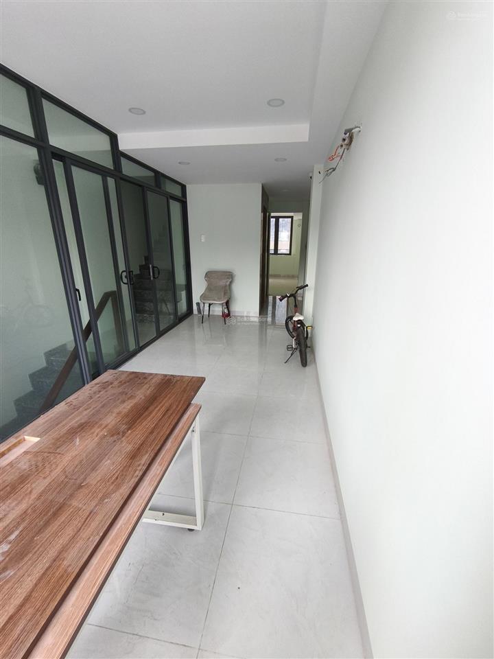 Chính chủ mb kinh doanh 55m²  nửa trệt+ l1