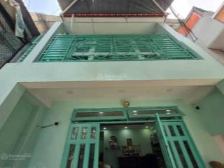 Gò vấp  1 căn ra mặt tiền  ngang khủng 6m  sân để xe rộng rãi  chỉ nhỉnh 4 tỷ