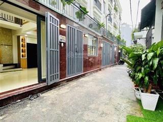 Nhỉnh 5 tỷ  nhà gò vấp  ô tô vào nhà  ngang 7.5m 5 tầng  kế emart 2  mua vào ở ngay
