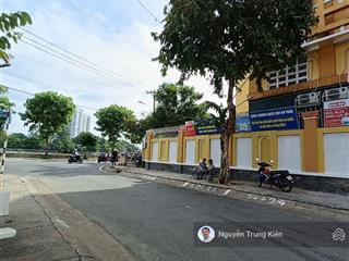 Chỉ nhỉnh 7 tỷ, đất hiếm 90 m2, đường trần xuân soạn, tân hưng, ngang lớn 6m, nở hậu 9m.