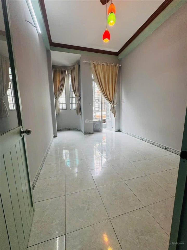 Chủ cần bán gấp nhà khu bàu cát  nguyễn hồng đào