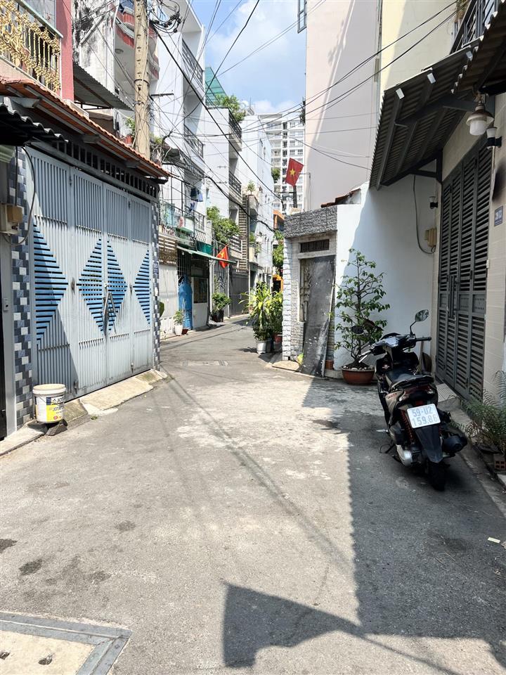 Chủ cần bán gấp nhà khu bàu cát  nguyễn hồng đào