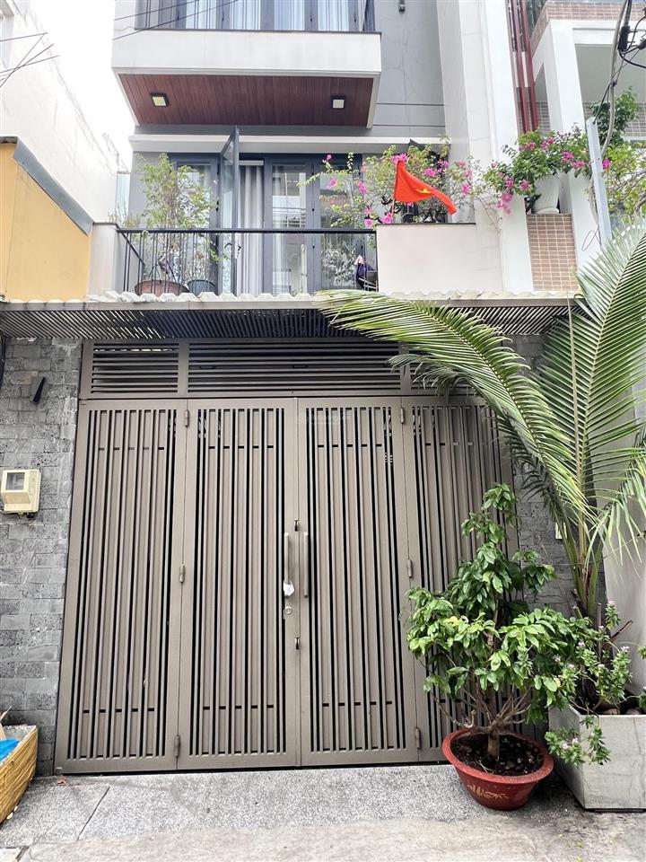 Nhà vip tân bình  4 tầng xe hơi ngủ trong nhà