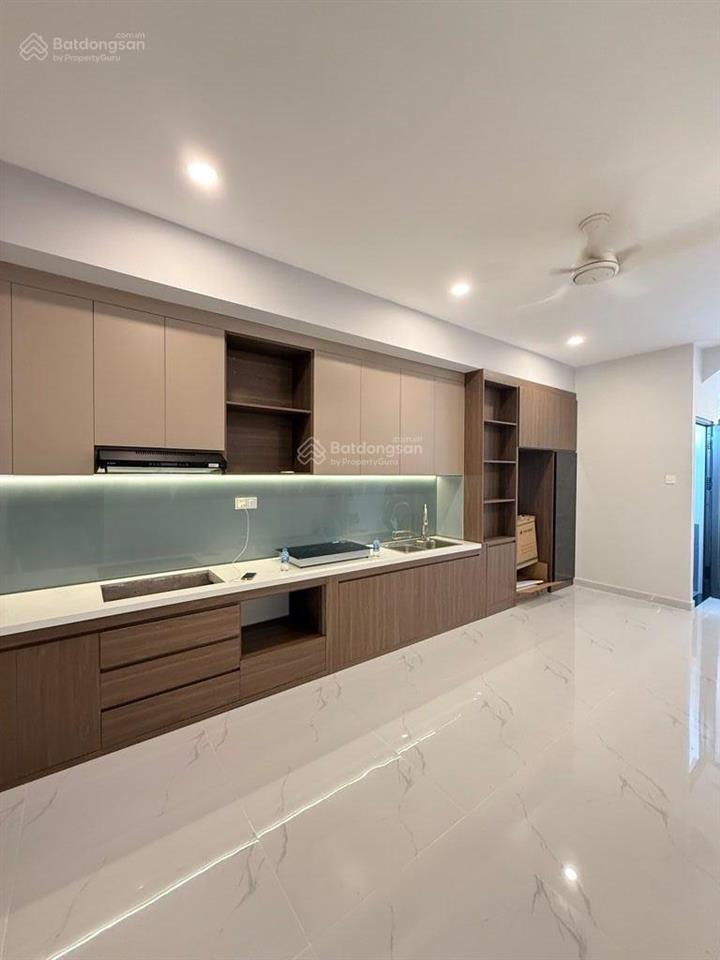 Cần bán gấp nhà hẻm 1/  trung tâm trường chinh  giá nhỉnh 8đ