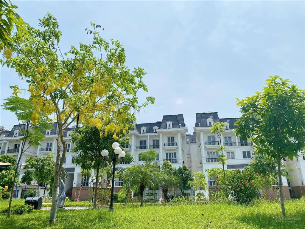 Không nên bỏ qua căn này nếu anh chị đầu tư, mua ở kđt lideco, dt 222m2, mt 12m, giá chỉ 24,x tỷ