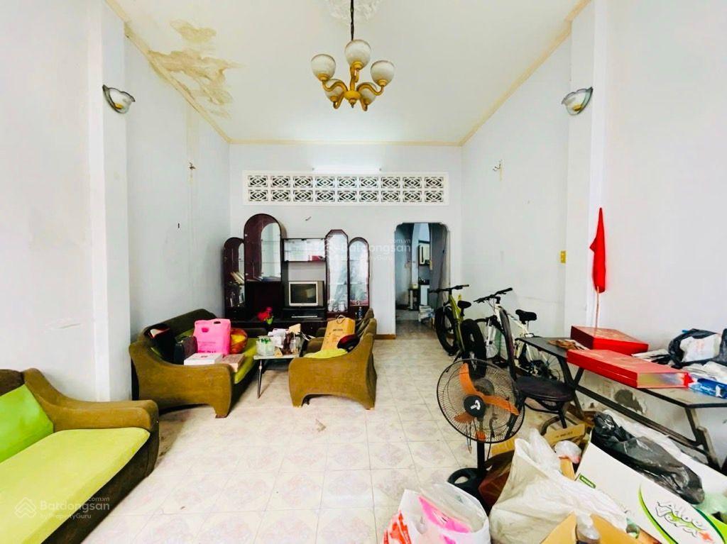 Bán nhà  dt 113m2  hxh thông  gần chợ bình tiên  8 tỷ nhỉnh