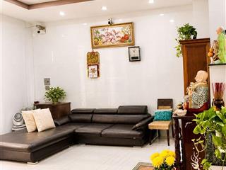 Gấp bán  q6  nhà 4 tầng  dt 105m2  sát mặttiền  giáp q11  9 hơn