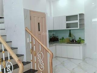 Bán nhà  dt 44m2  3 tầng mới đẹp  hẻm 6m  gần vòng lê đại hành  nhỉnh 8 tỷ