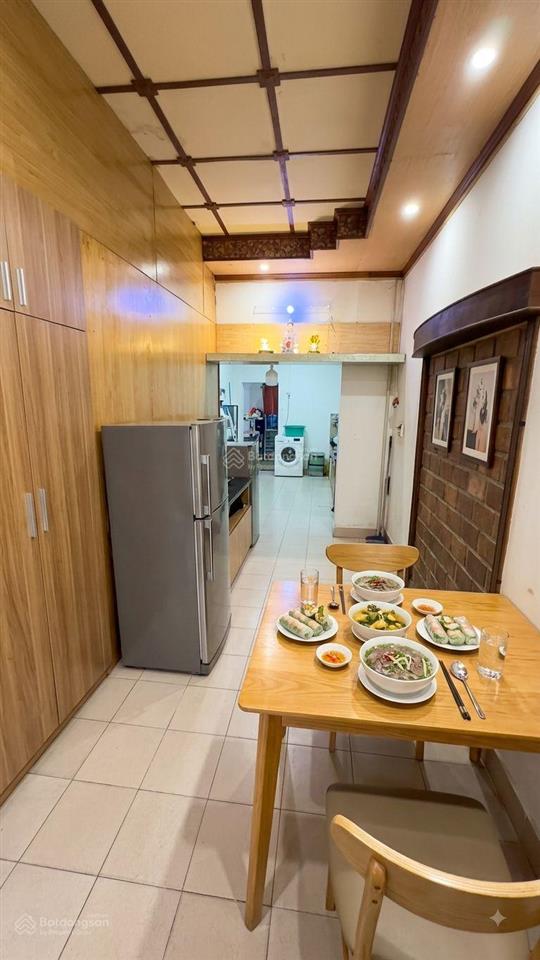 Bán nhà mặt tiền q6  giáp q5, q11 dt 100m2  ngang hơn 6m  8 tỷ hơn